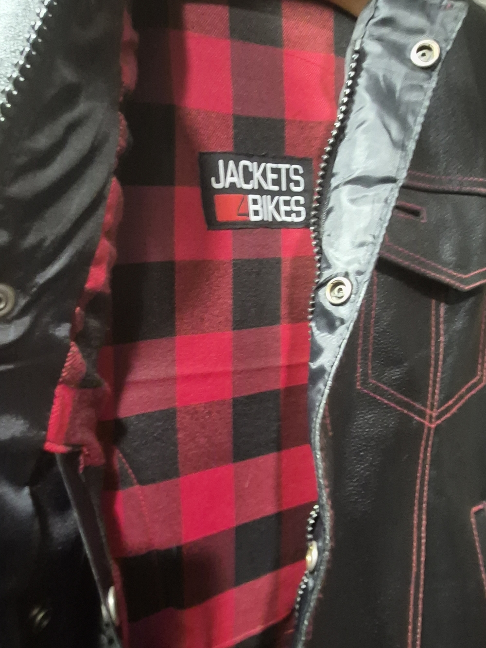 Jackets 4 Bikes Men's Leather Motorcycle Club Vest - Black with Red St - Picture 5 of 8